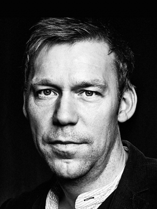 Dr Fredrik Schjesvold